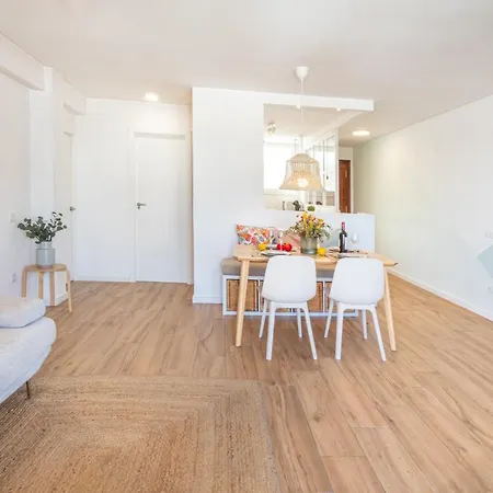 Apartamento La Provence, Moderno Apto Con Parking, Terraza Y Vista Al Mar